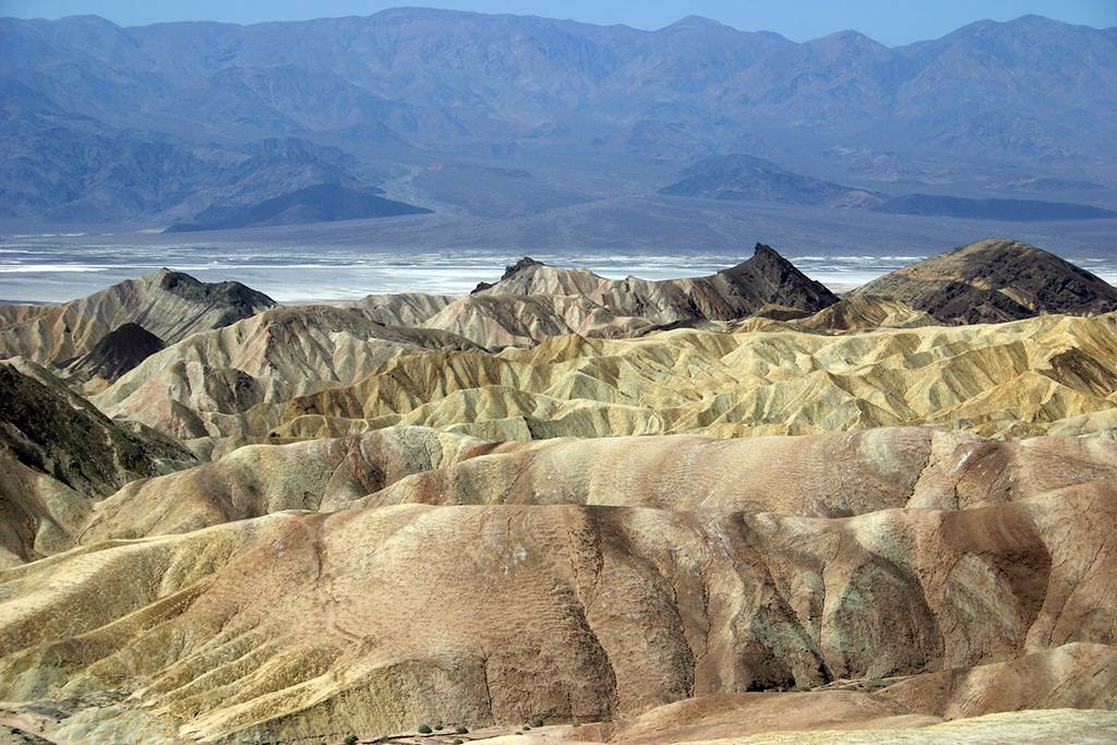 IMG_018.JPG - Zabriskie Point in Death Valley National Park