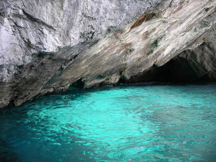 IMGP8101 The amazing and quite warm water in Capri