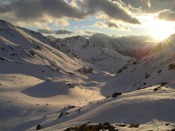 IMGP5700 Ski-touring, evening in the cabin