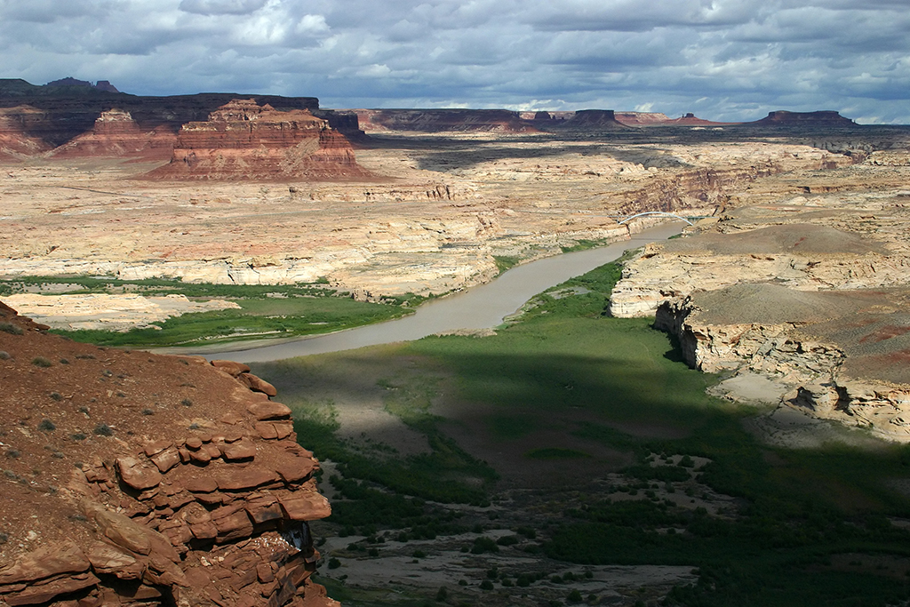 IMG_1944.JPG - Colorado River