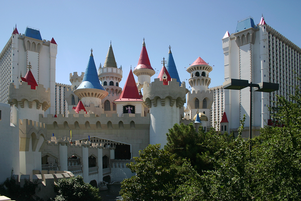 IMG_010.JPG - Excalibur Hotel