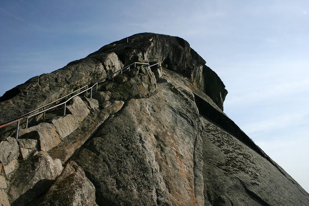 IMG_085.JPG - Moro Rock, Sequoia National Park