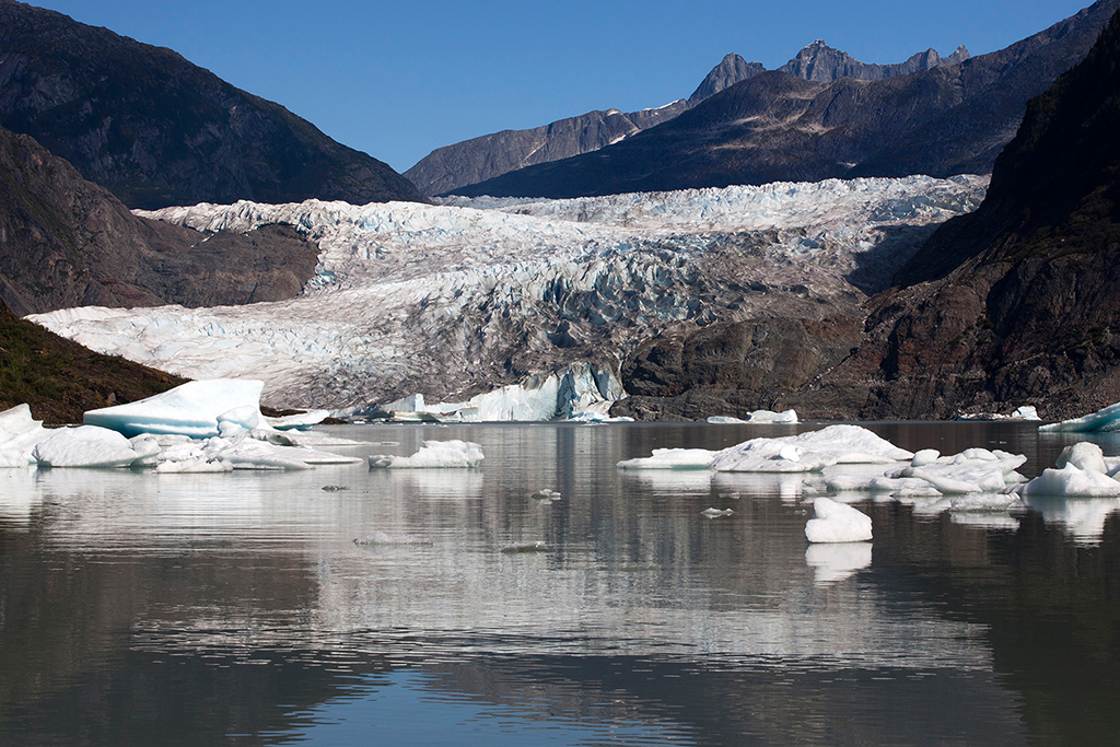 IMG_391.jpg - Mendenhall Lake und -Glacier